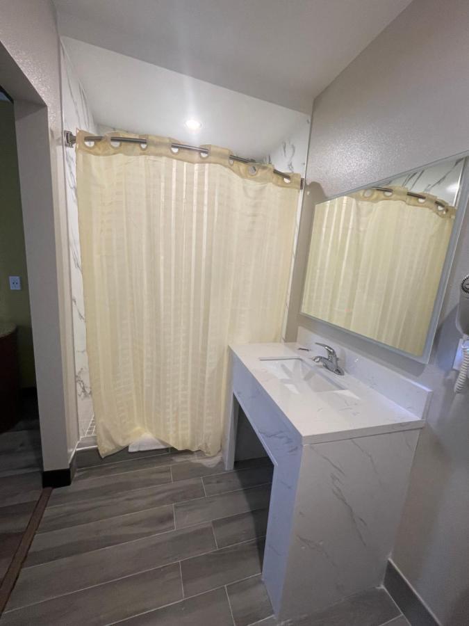Stadium Inn & Spas لوس أنجلوس المظهر الخارجي الصورة